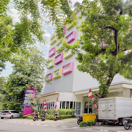 Hotel O Gambir Near Juanda Station Formerly Bunga Dahlia Jakarta Exterior foto