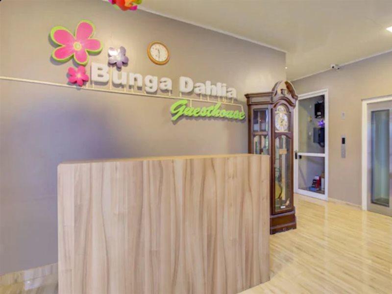 Hotel O Gambir Near Juanda Station Formerly Bunga Dahlia Jakarta Exterior foto