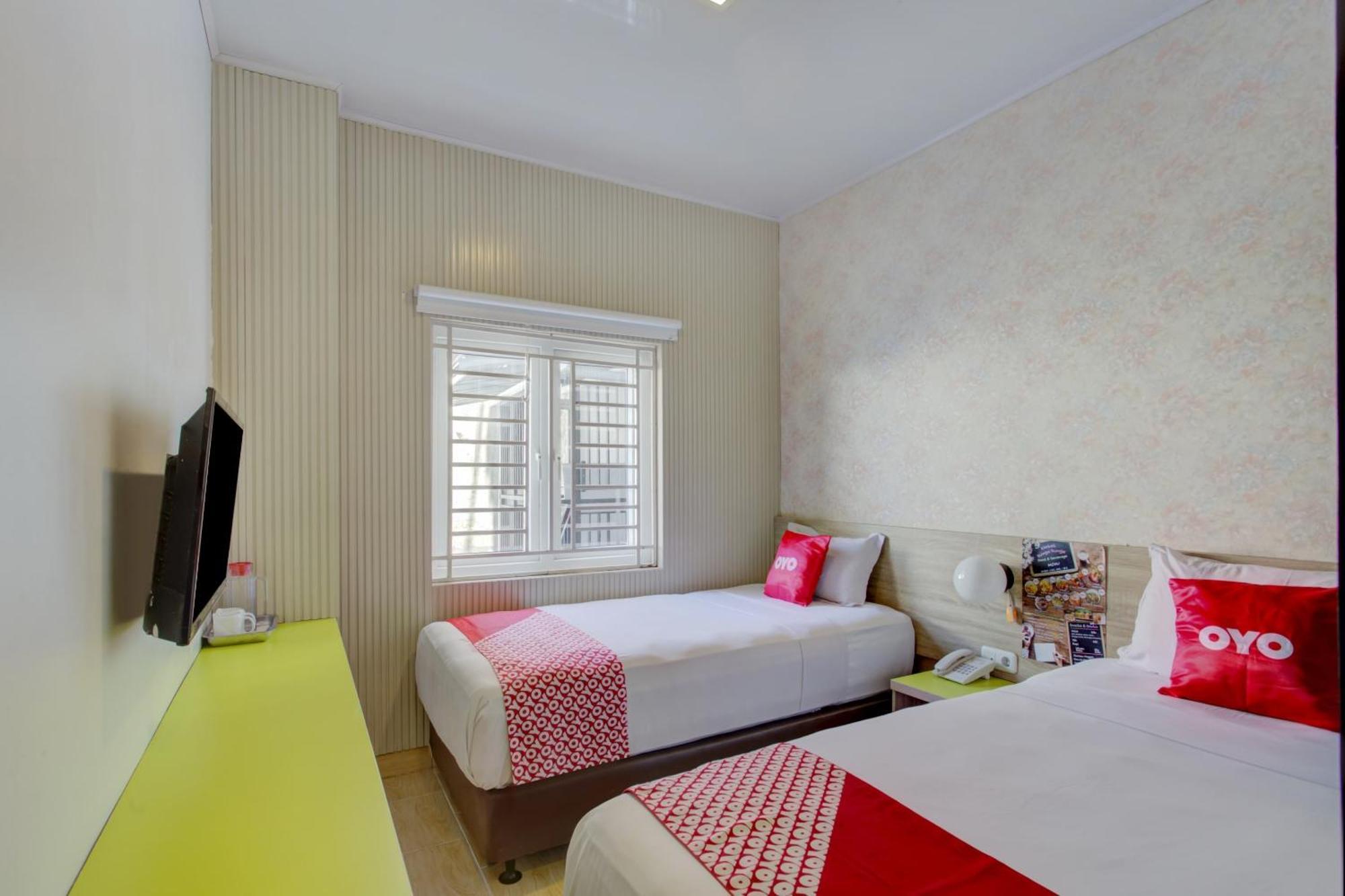 Hotel O Gambir Near Juanda Station Formerly Bunga Dahlia Jakarta Exterior foto